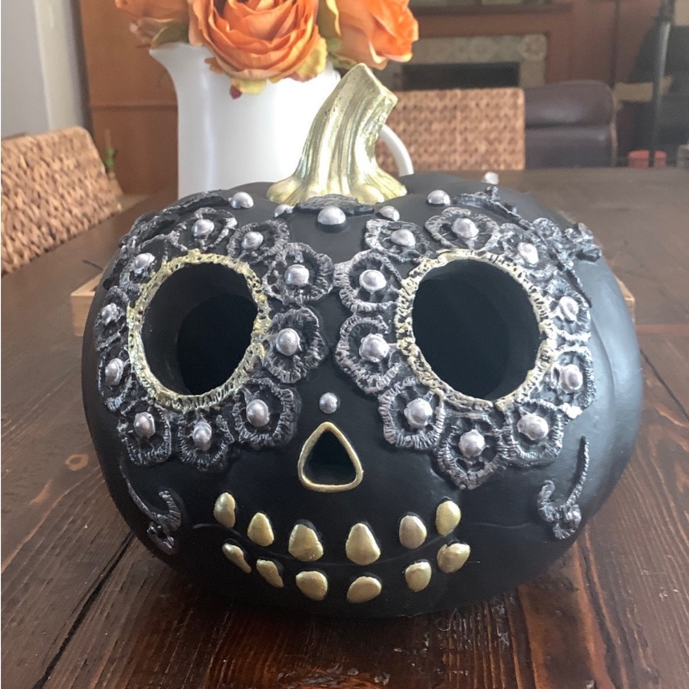 Day of the Dead Light-up Jack-O-Lantern
